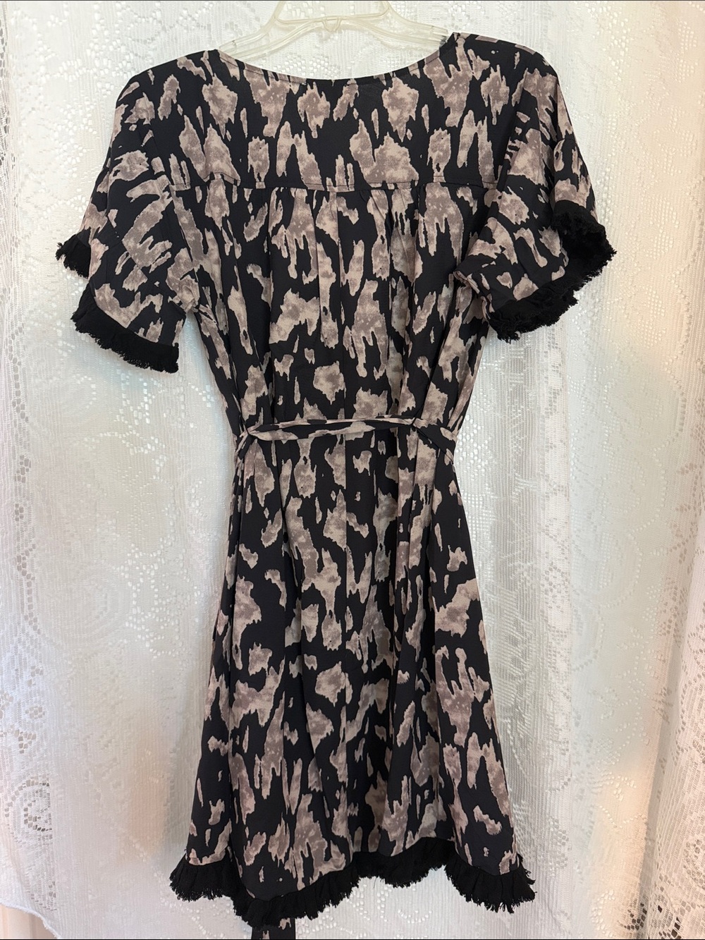 Umgee Black & Taupe Abstract Tie-Waist Mini Dress | NWT | Size M - Picture 7 of 7